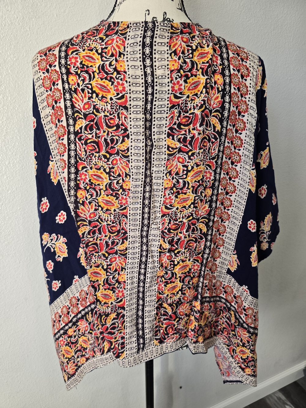 Angie Kimono Women's Open Front Accent Top Boho Rayon Large - Picture 3 of 8